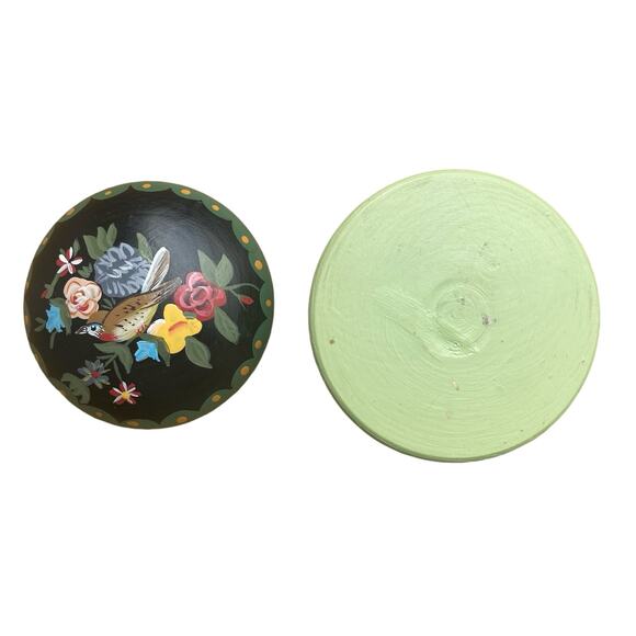 Small Round Hand Painted Vintage Wood Trinket Box Bird Floral Folk Art Homestead - Picture 2 of 5